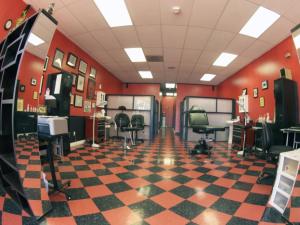 Biznesa plāns tetovēšanas salonam: nepieciešamie dokumenti un aprīkojums